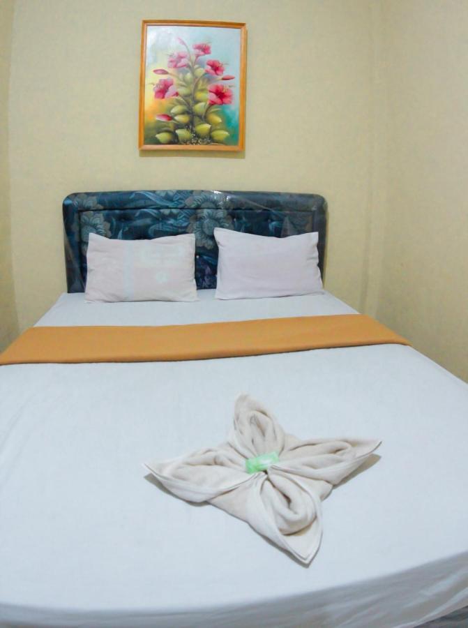 Hotel Mathilda Maumere Εξωτερικό φωτογραφία