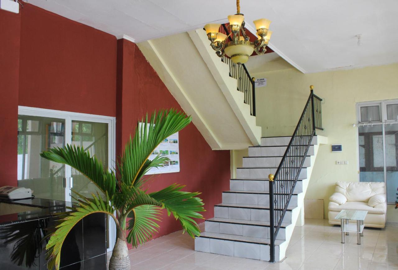 Hotel Mathilda Maumere Εξωτερικό φωτογραφία